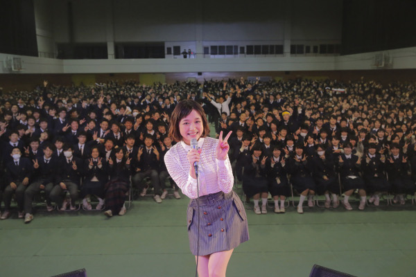 大原櫻子、初の卒業記念コンサート出演 20人の合唱部員とのサプライズ