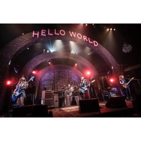 SCANDAL『HELLO WORLD』ライブレポ