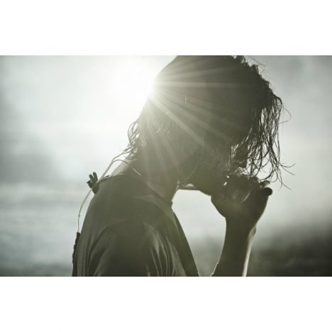 金子ノブアキ、新曲MVを公開