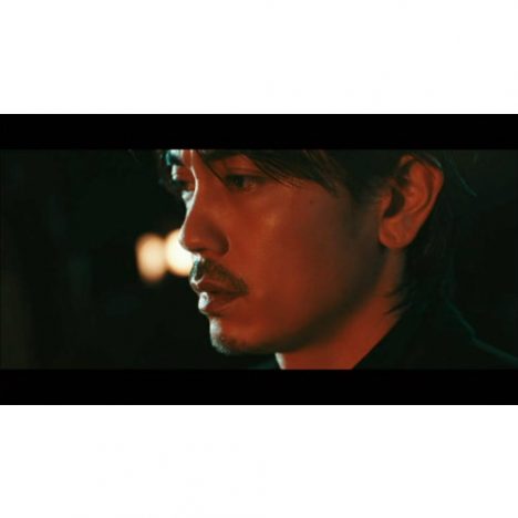 青柳翔「泣いたロザリオ」MV公開
