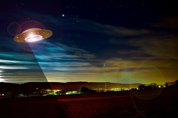 UFO目撃情報と社会心理の関係性