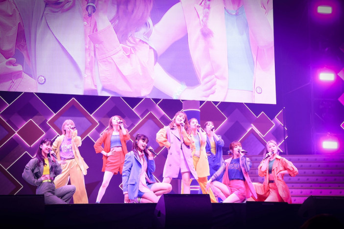 Girls²、9人の個性とハーモニーで届けたファンへの感謝　デビュー3周年アニバーサリーライブをレポート