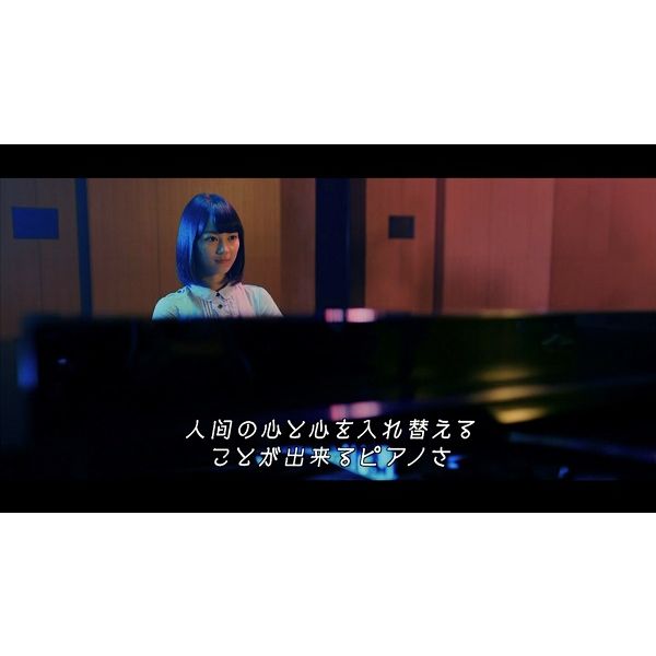 乃木坂46、新曲MVでヤマンバ風メイクやパンクバンド姿を披露 目まぐるしい映像展開にも注目 Real Sound｜リアルサウンド