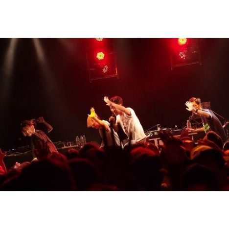 tofubeatsリリースパーティーに藤井隆、SKY-HI、新井ひとみら登場　初披露曲満載の一夜に