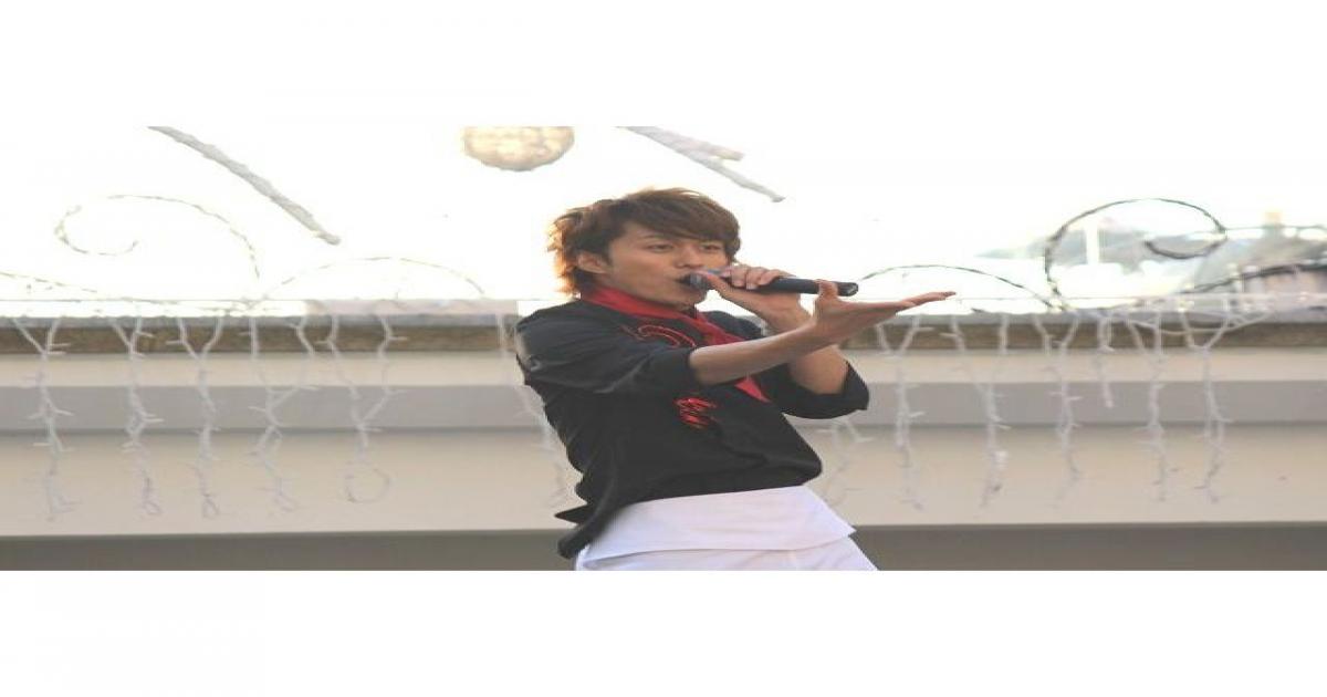 仮面ライダー鎧武 でブレイクの小林豊 水城せとな作詞の新曲を携え 愛情たっぷりん会 実施 Real Sound リアルサウンド