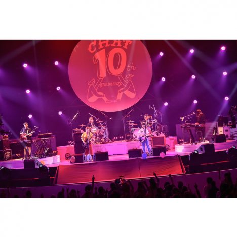 チャットモンチーが10周年武道館ライブで見せた、人生という“ドライブ”の楽しさと新たな代表曲