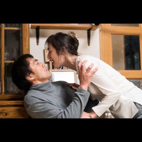 遊川和彦初監督作『恋妻家宮本』撮影スタート　 阿部寛「遊川監督は100％演技の面倒をみてくれる」