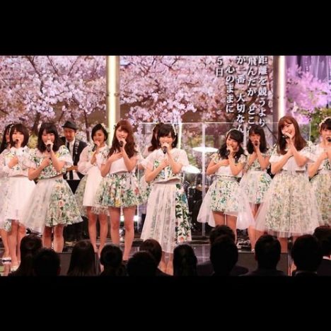 AKB48、ゆず、谷村新司、さだまさしがフジ入社式でパフォーマンス　横山由依「一緒に頑張りましょう！」