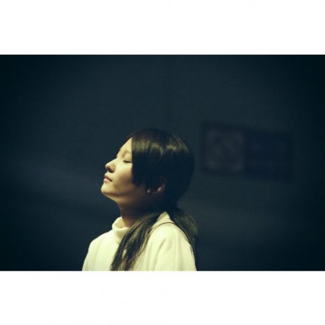 佐藤千亜妃、“表現者”としての軌跡ーー音楽人生を辿ったソロカバーライブを観た