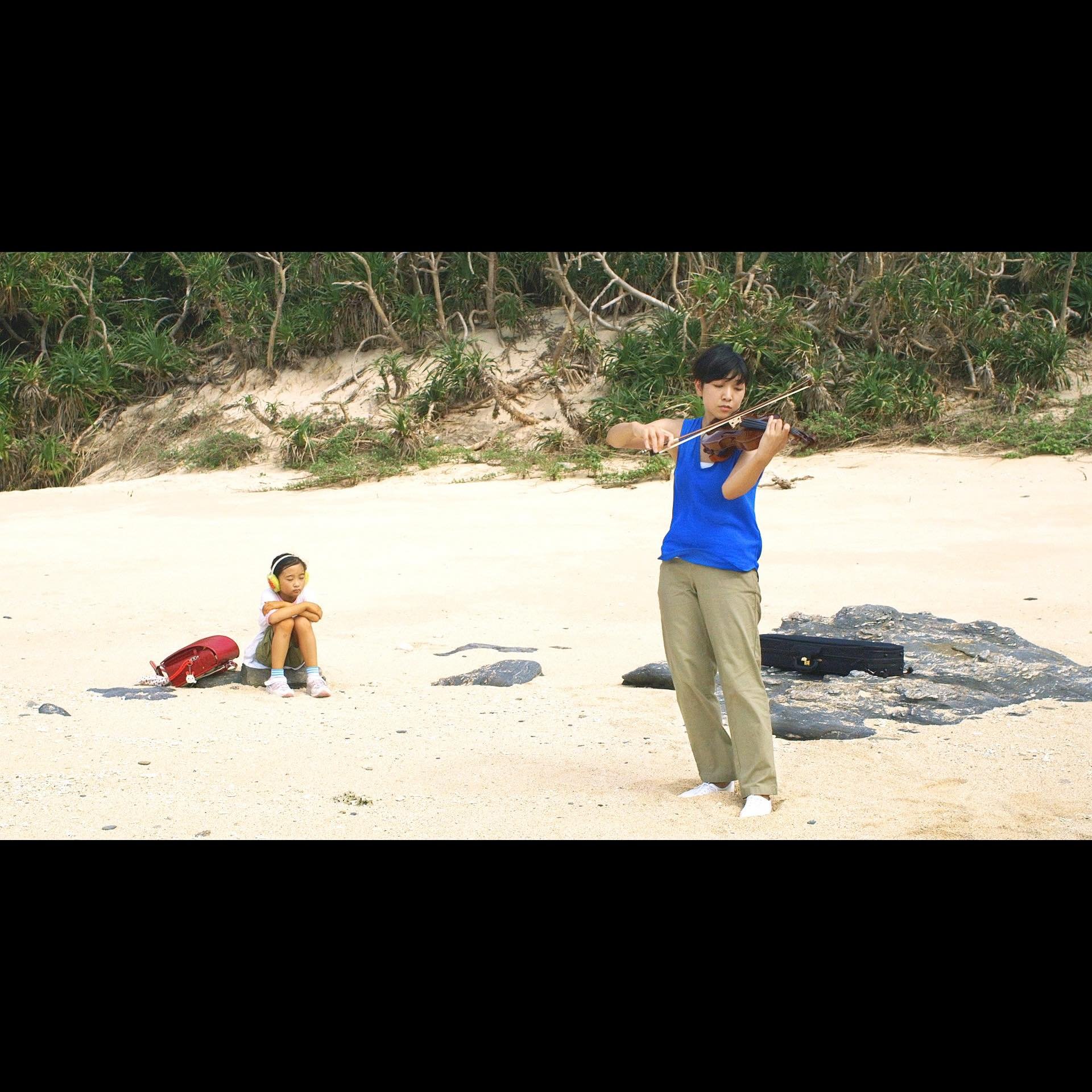 島々清しゃ は不器用な大人たちを包み込むーー沖縄の離島で グルーヴ が生まれるまで Real Sound リアルサウンド 映画部