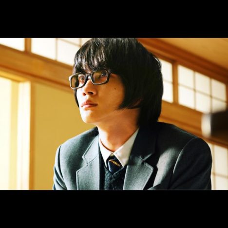 神木隆之介演じる桐山零の様々な表情が　映画『3月のライオン』場面写真