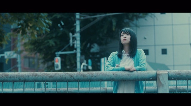 欅坂46、「月曜日の朝、スカートを切られた」MV公開　“サイレントマジョリティー前夜”を描くの画像1-7