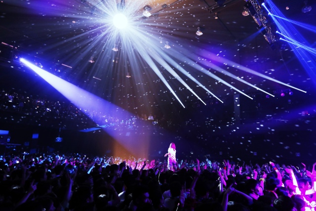 Aikoのライブは常にスペシャルだーー攻めの姿勢と愛に溢れたツアー Love Like Rock Vol 8 Real Sound リアルサウンド