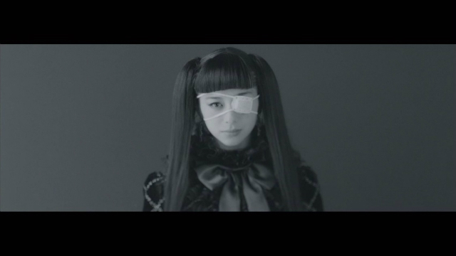 中条あやみ主演映画『覆面系ノイズ』劇中バンド、イノハリがデビュー曲「Close to me」MV公開の画像1-2