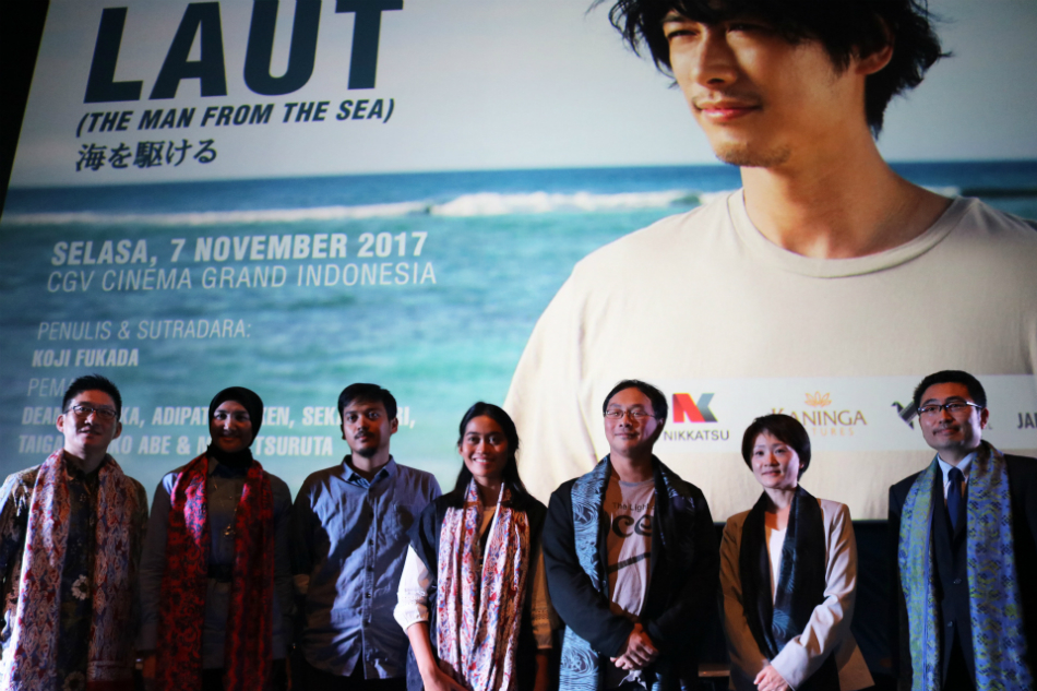 『海を駆ける』インドネシア国内向け製作発表