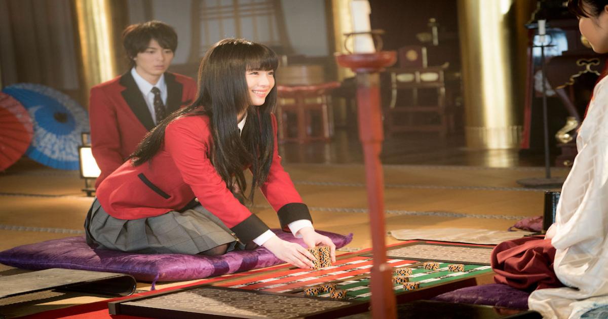 浜辺美波が岡本夏美に不敵に微笑む姿が 賭ケグルイ 第5話場面写真 Real Sound リアルサウンド 映画部