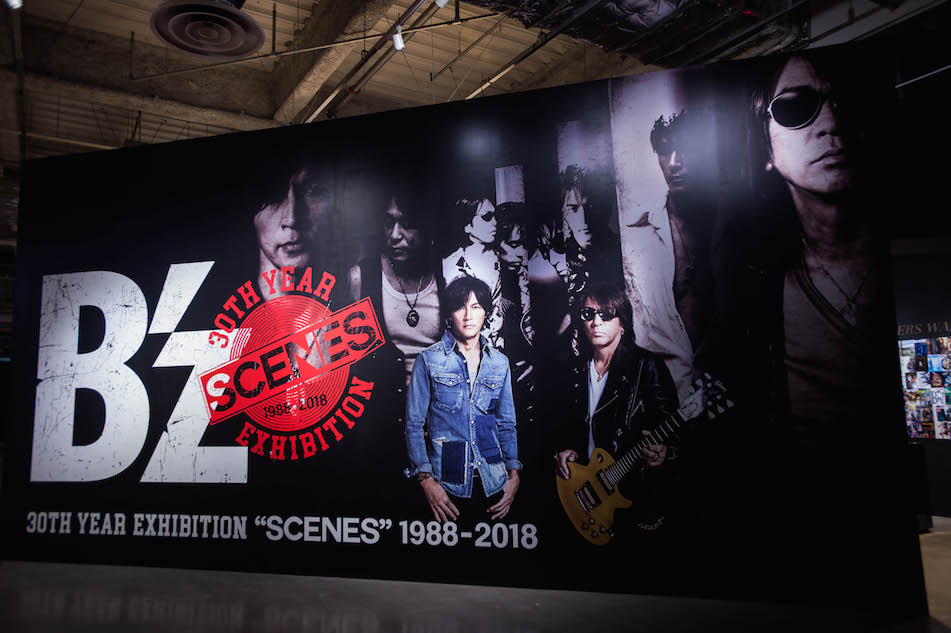 B'z、デビュー30年の軌跡を辿るーー『B'z 30th Year Exhibition“SCENES