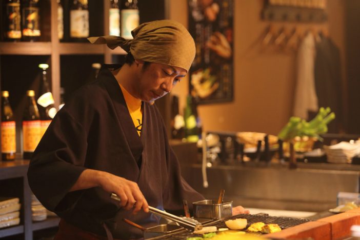 中山美穂とは30年来の親友　『蝶の眠り』居酒屋の店長役・永瀬正敏の本編映像公開