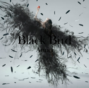 『Black Bird / Tiny Dancers / 思い出は奇麗で』通常盤の画像