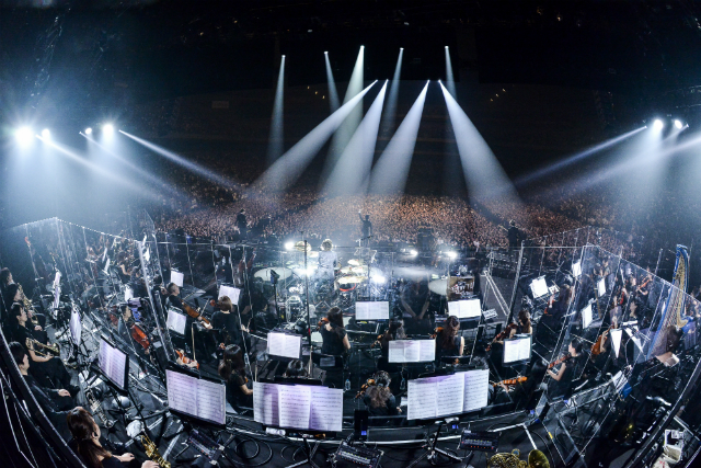 One Ok Rock なぜオーケストラとコラボ 新たな実験が行われた日本ツアーを振り返る Real Sound リアルサウンド