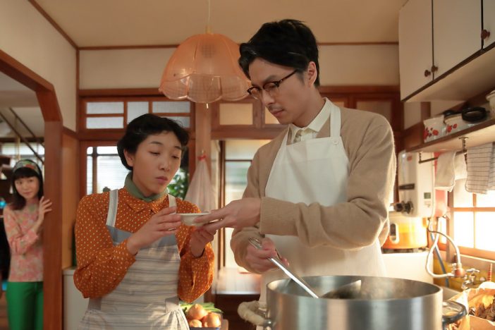 『まんぷく』第130話では、萬平（長谷川博己）が新商品のスープ作りに取り掛かる