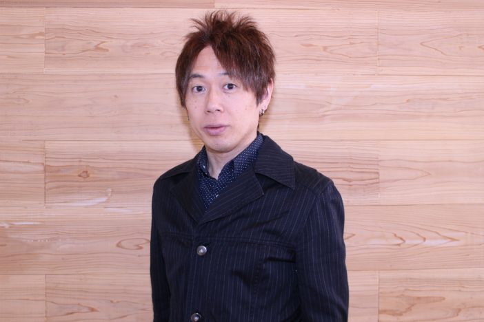 音楽プロデューサー 近藤ひさしが明かす、今チームワークでアーティストを育てるメリット
