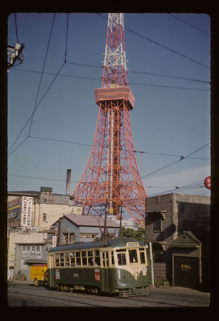 米写真家が見た60年前の東京がふたたび 『続・秘蔵カラー写真で味わう