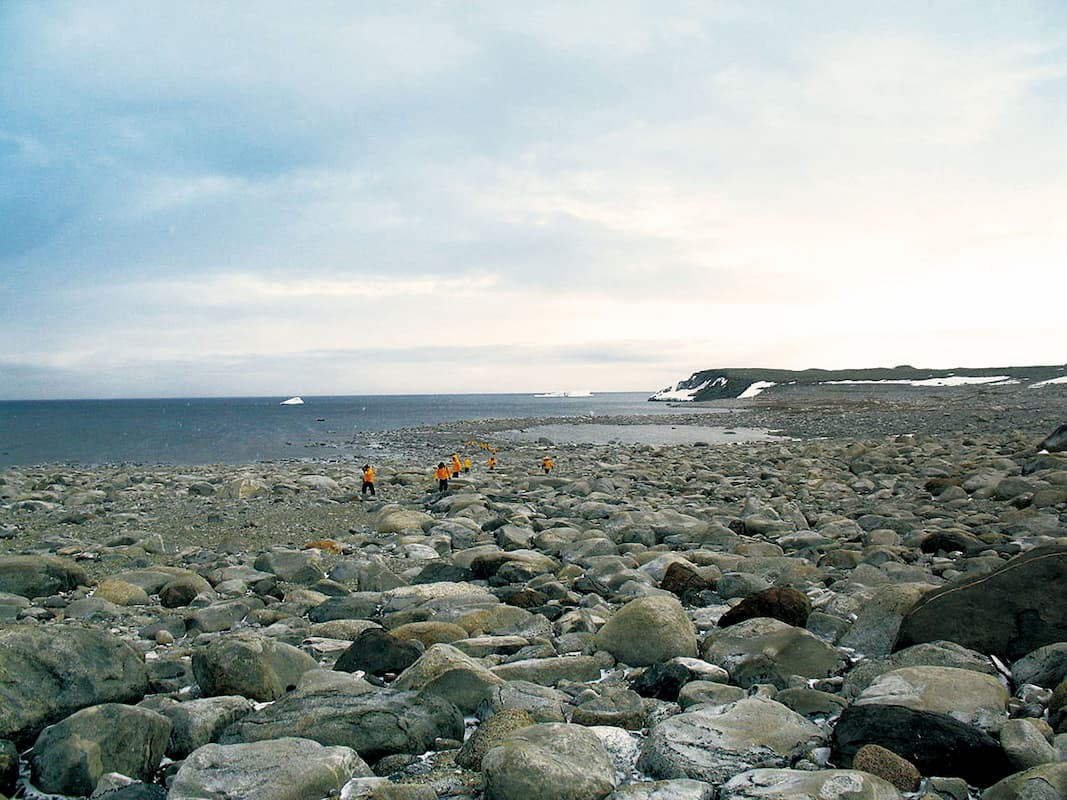 A view looking out over Inexpressible Island, January 29, 2006, PUBLIC DOMAIN, M.Murphy-Eige arbeid