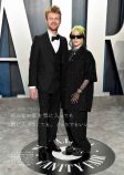 ビリー・アイリッシュ、ビジュアルBOOK発売の画像