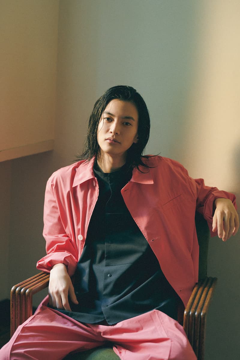 水原希子×kemio『ViVi』でセルフ撮影表紙の画像