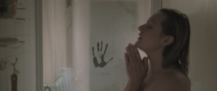 『透明人間』新公開日は7月10日に決定　エリザベス・モスが透明人間に遭遇する本編映像も