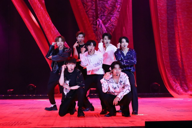 BTS、『BANG BANG CON The Live』から伝わるARMYへのメッセージ　グループのおもてなしと前向きさ感じる公演にの画像1-1