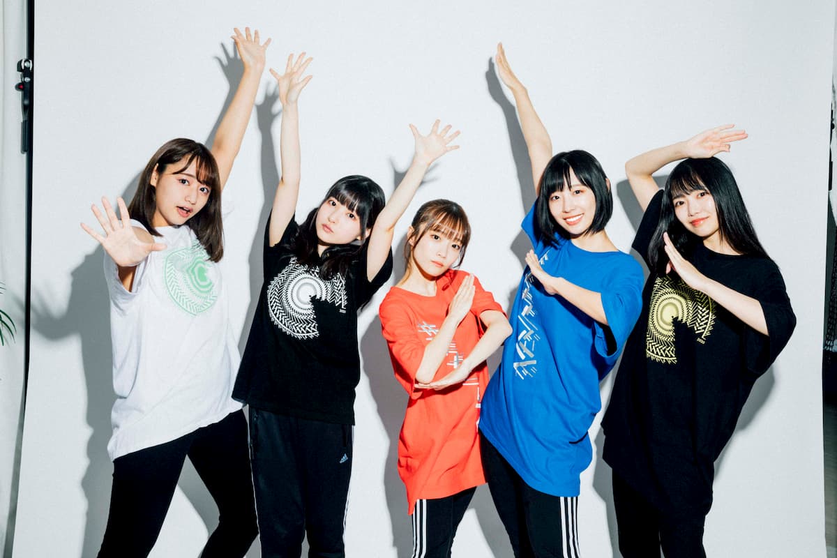 日向坂46コミカル表紙公開『B.L.T.』9月号の画像