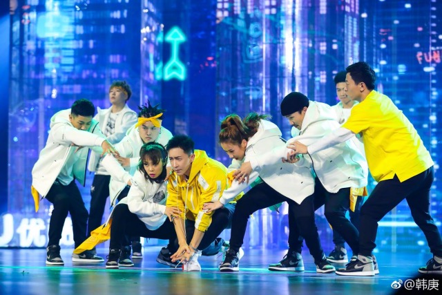 『这！就是街舞（Street Dance of China）』シーズン1　リーダーも交えたチーム戦。ディエンメン（左から2番目）（写真提供：電門）の画像