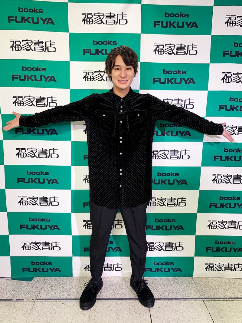 高崎翔太、2nd写真集発売記念イベント開催