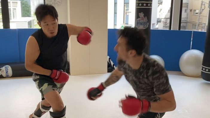 格闘家YouTuber朝倉未来、K-1王者と“ガチスパーリング”　豪華コラボ連発でチャンネルは「天下一武道会」状態に