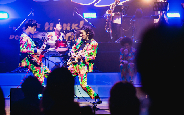 BRADIO、結成10周年ライブで届けた感動と笑顔　パシフィコ横浜をソウル＆ファンク一色に染めた夜の画像1-2