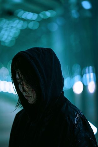 『わかっていても』主演ハン・ソヒが大変身　Netflix『マイネーム』10月15日配信へ