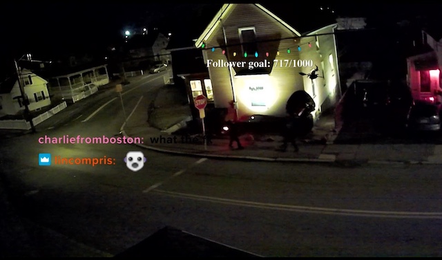 Twitchの街角ライブ配信が話題にの画像