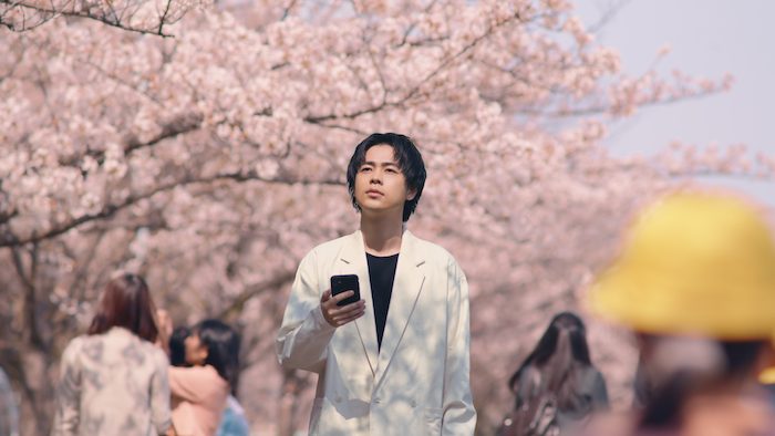 成田凌ら出演、”春の出会い”をテーマにしたTikTok新CM　「神はサイコロを振らない」が新曲書き下ろし