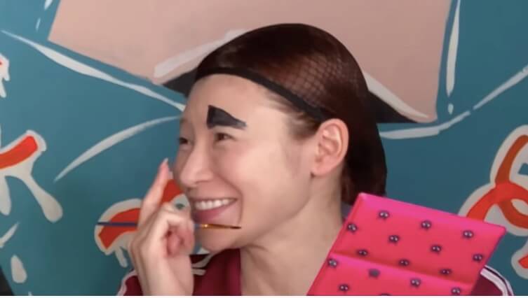 矢口真里＆手島優、ブリちゃんメイクに挑戦の画像