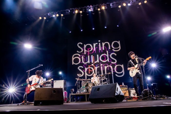UNISON SQUARE GARDEN、『Spring Spring Spring』ツアーを完全再現　リバイバル公演ならではの面白さ