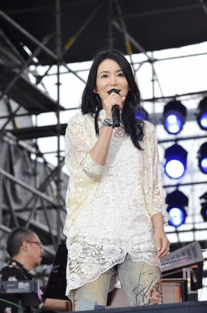 竹内まりや、時代を越えても色褪せない名曲の数々 山下達郎もサポート