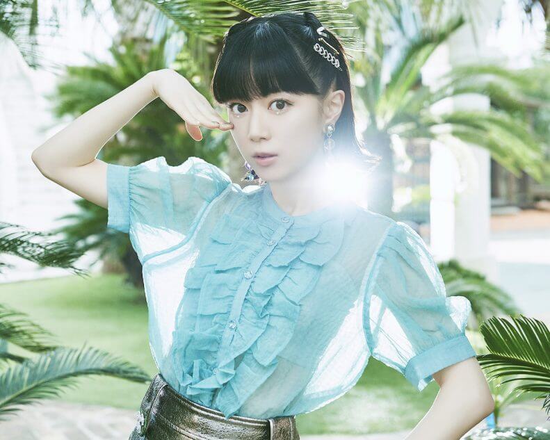 工藤晴香、1stシングル『Under the Sun』CDショップ特典デザイン画像