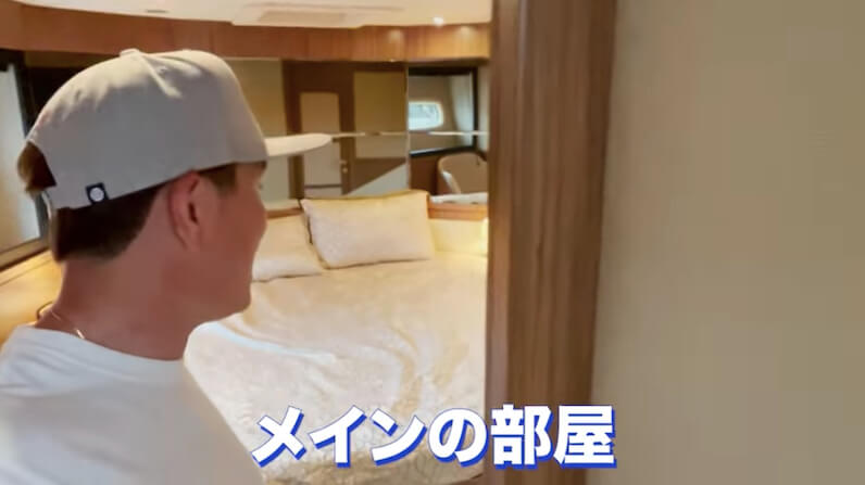 ヒロミ、豪華クルーザーで“東京”を満喫の画像