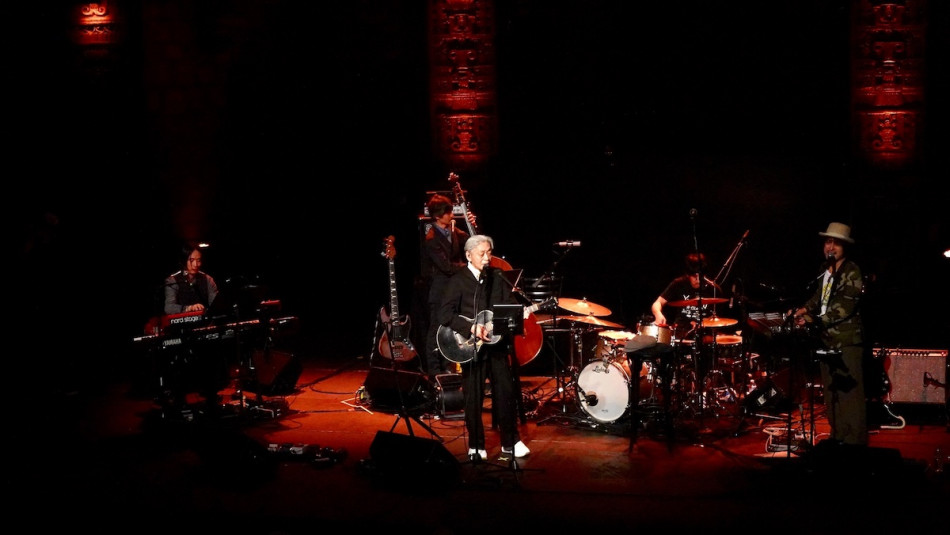 細野晴臣がギターを片手に佇む姿やライブシーンも 『SAYONARA AMERICA