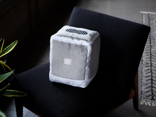 Power Mac G4 Cube風の「2000年」｜Kickstarterより