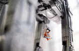7000ピースの巨大「AT-AT」レゴが発売の画像