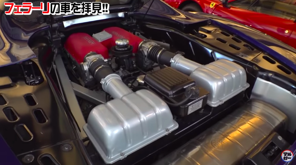 アルピー平子、「フェラーリ」に惚れ惚れの画像