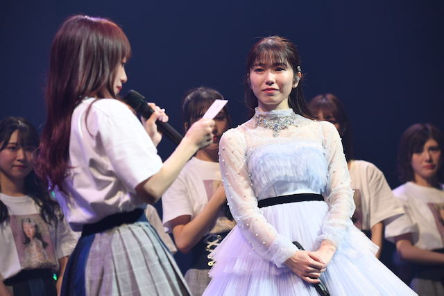 AKB48 横山由依、深夜バスから始まった12年を振り返る　指原莉乃らも駆けつけた涙の卒業コンサートの画像1-2